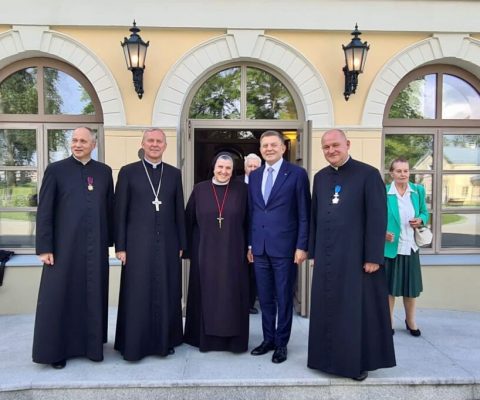 Przedstawiciele społeczności polskiej na Wileńszczyźnie uhonorowani przez Prezydenta RP