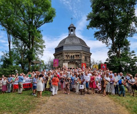 Obrazek dekoracyjny wpisu: Niemiecka Polonia pielgrzymowała do „westfalskiej Częstochowy”