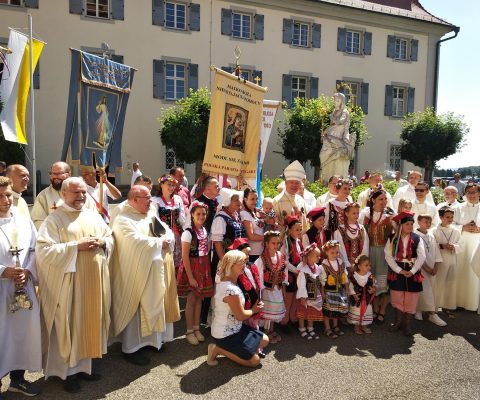 Obrazek dekoracyjny wpisu: Polonia niemiecka pielgrzymowała do sanktuarium Matki Bożej w Ellwangen