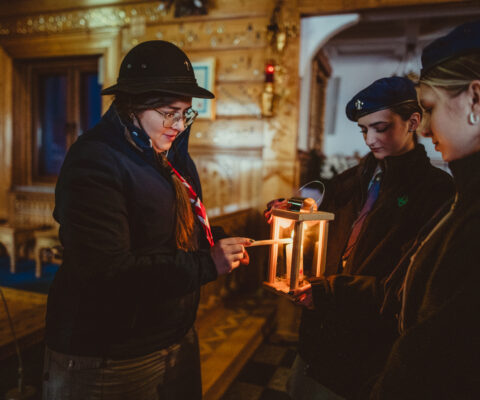 Obrazek dekoracyjny wpisu: У Польщі засвітився Вифлеємський Вогонь Миру