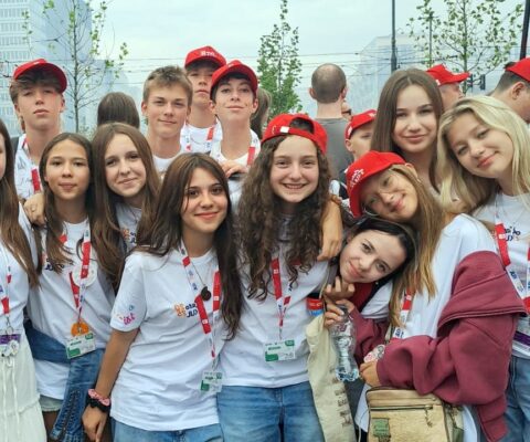 Obrazek dekoracyjny wpisu: „Lato z KUL” – młodzież polonijna poznaje Polskę, historię i swoje korzenie