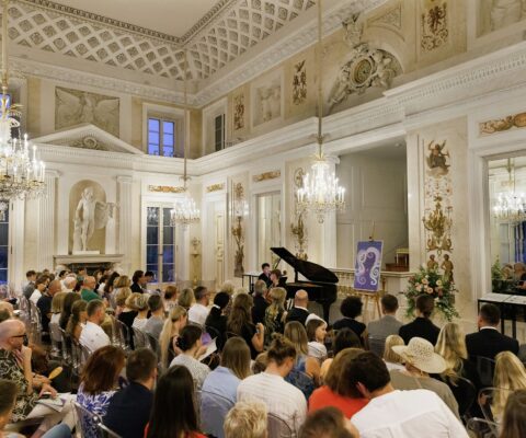 Obrazek dekoracyjny wpisu: “Chopin Salon” – Royal Łazienki to Resound Once Again with Beautiful Music