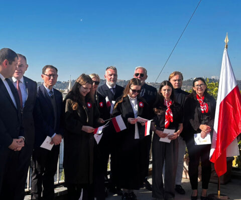 Obrazek dekoracyjny wpisu: W Wiecznym Mieście rozbrzmiał „Mazurek Dąbrowskiego”