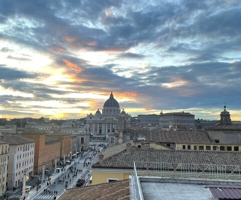 Obrazek dekoracyjny wpisu: Ekspert KUL o Roku Jubileuszowym: od czasu nadzwyczajnego do codzienności