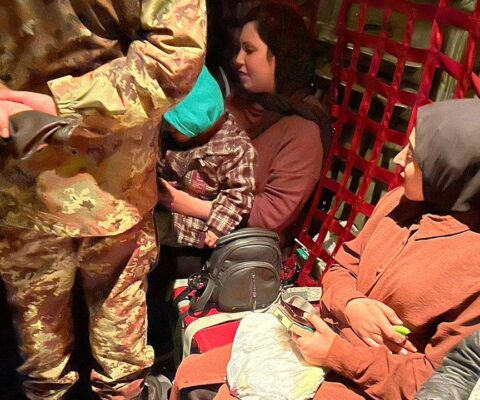 Obrazek dekoracyjny wpisu: Watykan wzywa do pełnego przestrzegania prawa humanitarnego i ochrony ludności cywilnej